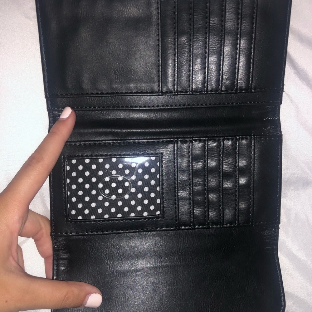 Guess wallet - Picture 2 of 2